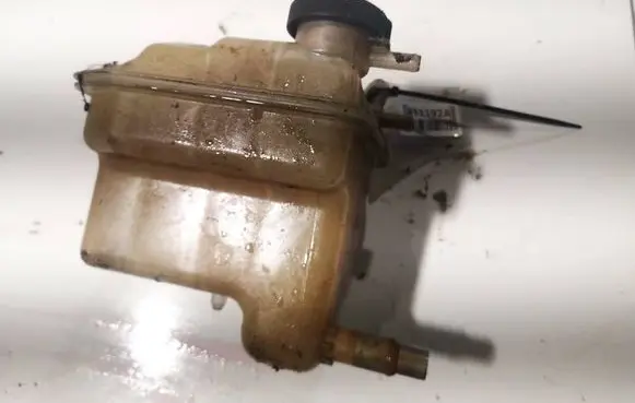 Mitsubishi Grandis Coolant expansion tank/reservoir 