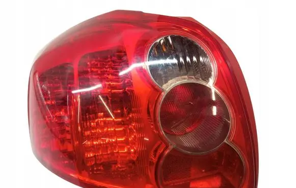 Toyota Auris 150 Rear/tail lights 8156102380