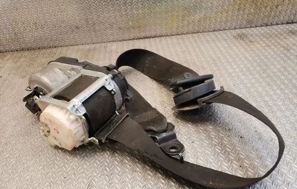 Mercedes-Benz R W251 Front seatbelt 2518601985