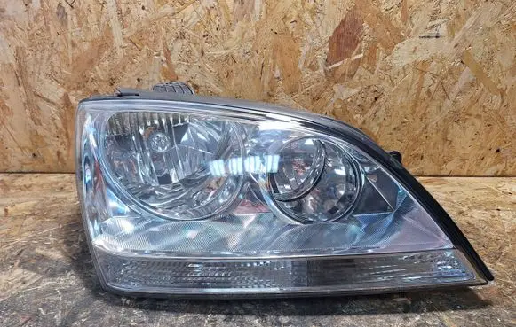 KIA Sorento Headlight/headlamp