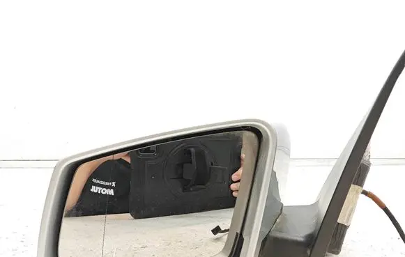 Mercedes-Benz C W204 Front door electric wing mirror LSLMBW204KMB