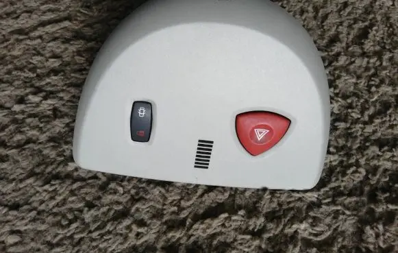 Renault Espace - Grand espace IV Hazard light switch 156013590 8200344336
