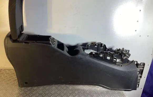 Nissan Qashqai Center console 969304EA0A 969H14EA0A