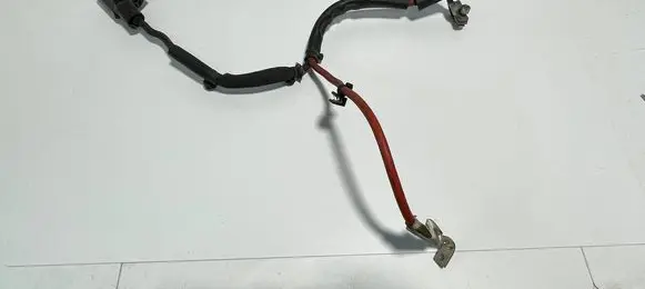 Volkswagen PASSAT B8 Positive cable (battery) 5Q0971228A 34513