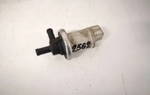 Audi 80 90 S2 B4 Turbo solenoid valve 048133517A