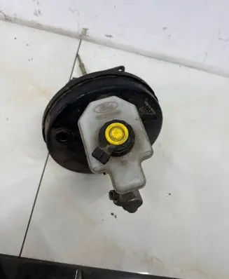 Ford Fiesta Brake booster YS612K478AA
