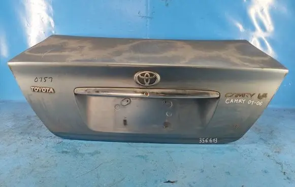 Toyota Camry Tailgate/trunk/boot lid 64401AA060