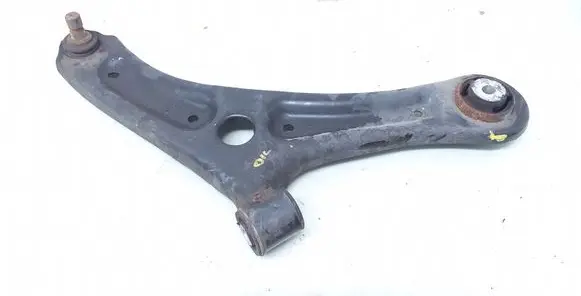 Ford Ecosport Front lower control arm/wishbone CN153042A
