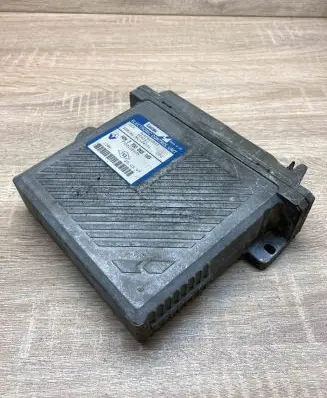 Renault Scenic I Engine control unit/module ECU HOM7700868189 7700105605
