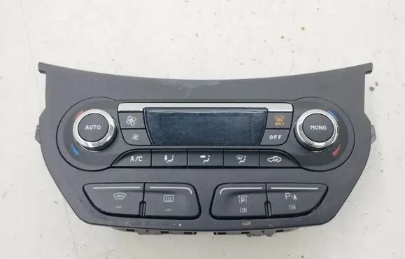 Ford C-MAX II Climate control unit AM5T18C612BE