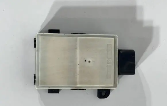 Volkswagen Touareg III Distronic sensor radar 4N0907669F 28645785 4N0907669A
