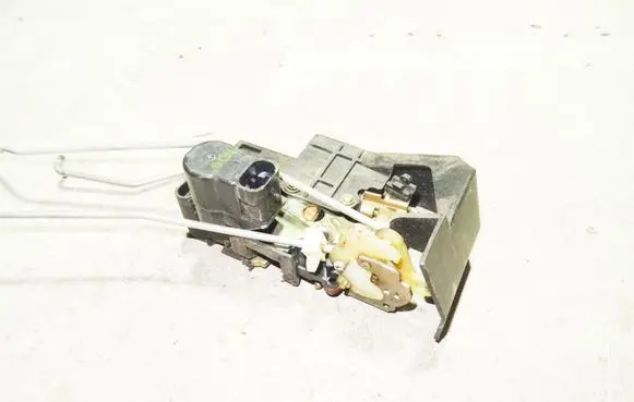 Alfa Romeo 156 Front door lock C151