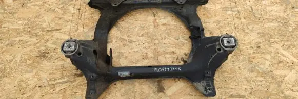 Audi Q7 4L Front subframe 7L0499311C