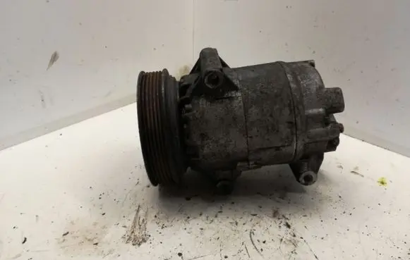 Renault Megane II Air conditioning (A/C) compressor (pump) 04108105749