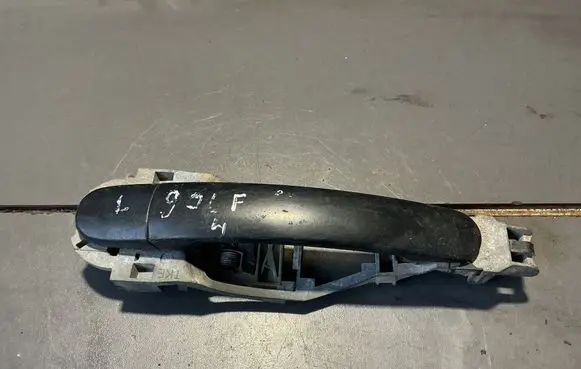 Volkswagen Golf IV Front door exterior handle 