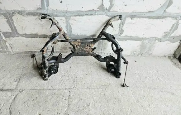 BMW 5 E39 Front subframe