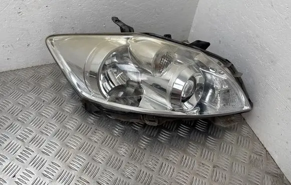 Toyota Auris 150 Headlight/headlamp 8111002A40 89903723 89903691