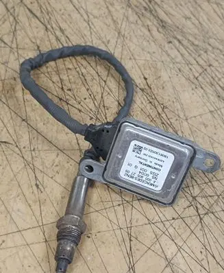Mercedes-Benz V Class W447 Lambda probe sensor A0009052709
