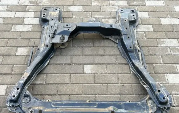 Citroen Jumpy Front subframe 1400013880 1316
