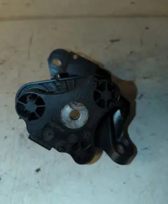 Mercedes-Benz E W212 ABS pump bracket A2124300410