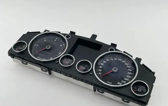 Volkswagen Touareg I Speedometer (instrument cluster) 7L6920881T 0263655613