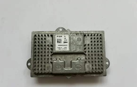 Peugeot 5008 II Headlight ballast module Xenon 90089469 C02706