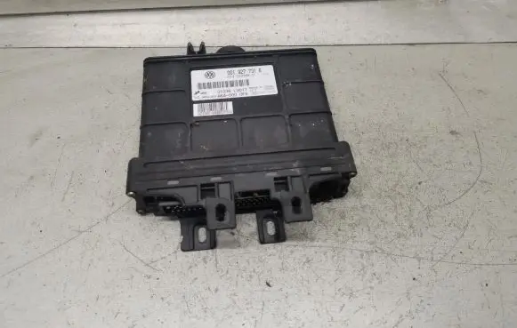 Volkswagen Polo III 6N 6N2 6NF Gearbox control unit/module 001927731E