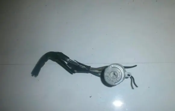 Subaru Impreza I Ignition lock contact 4209