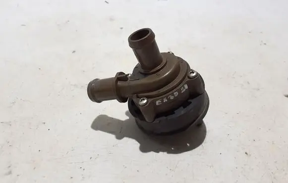 Volvo EX30 Electric auxiliary coolant/water pump 31345281
