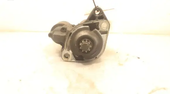 Volkswagen Golf IV Starter motor