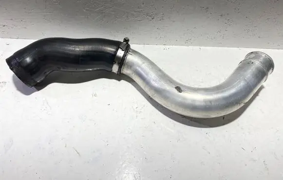 BMW 5 E39 Intercooler hose/pipe 11612249669E