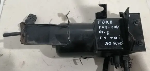Ford Fusion Fuel filter housing 