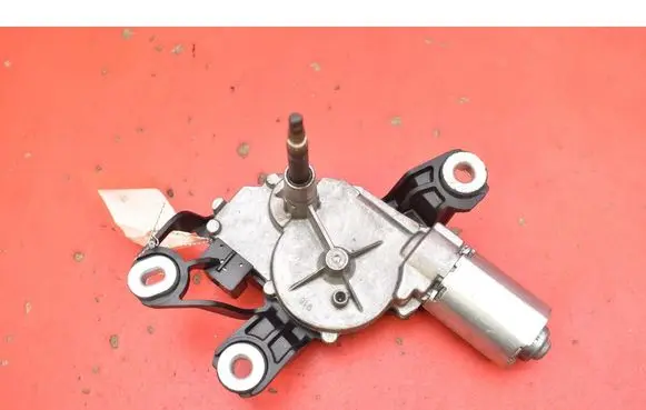 Volkswagen Golf IV Rear window wiper motor 5M0955711