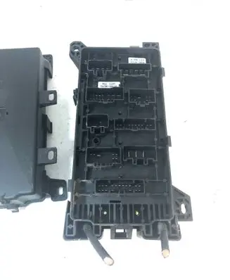 KIA Sorento Fuse box set 911603E070
