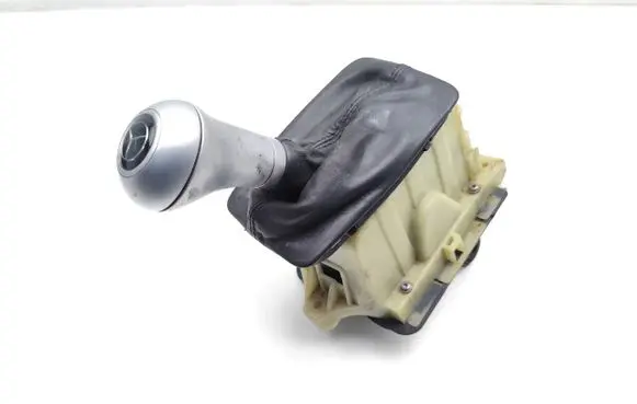 Mercedes-Benz C W204 Gear selector A2042673724