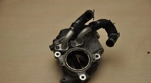 Skoda Superb B8 (3V) Throttle valve 04L128059AA