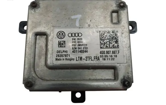 Volkswagen PASSAT B8 Xenon control unit/module 4G0907697F