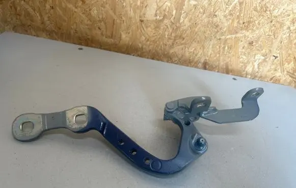BMW iX3 G08 Tailgate/trunk/boot hinge 7397316