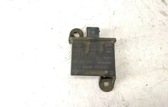 Audi Q7 4L Tire pressure sensor 4F0907283 40124052 053300401202