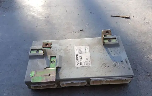 Volvo S40, V40 Comfort/convenience module 30621305