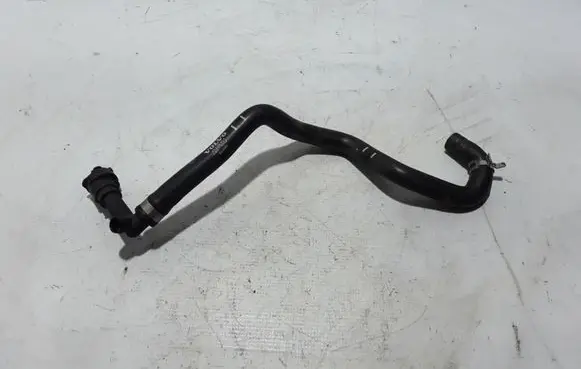 Volvo V60 Engine coolant pipe/hose 31338301
