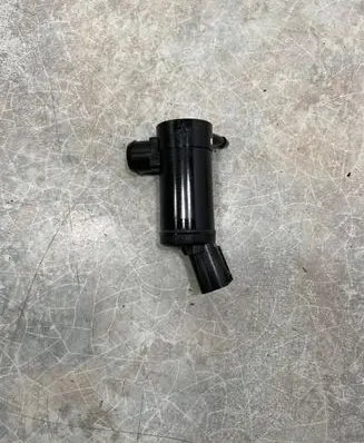 Subaru Legacy Windscreen/windshield washer pump 86611AG010 140613