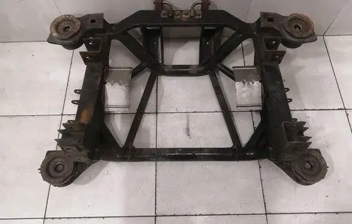 Maserati Coupe Rear subframe 980139811