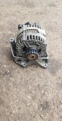 Volkswagen Touareg I Generator/alternator 070903024B