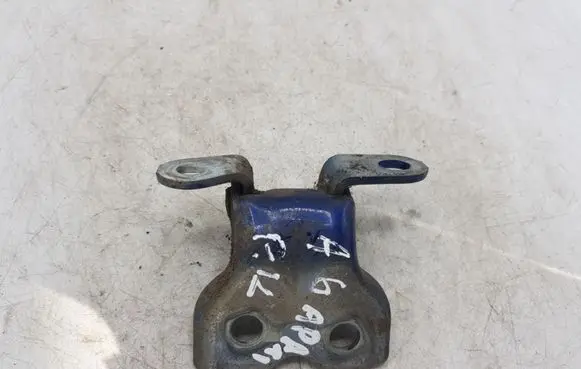 Toyota Previa (XR30, XR40) II Front door upper hinge NOCODE