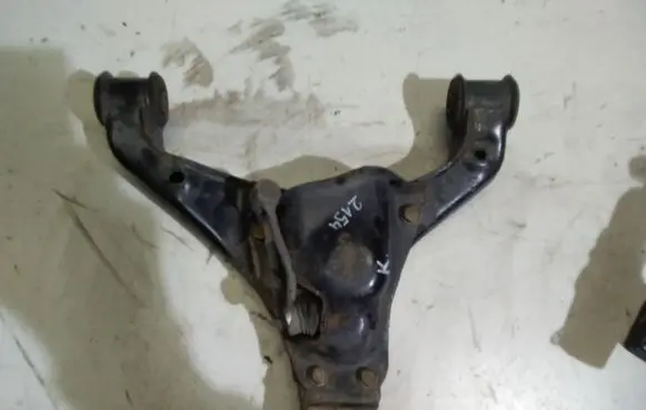 Volkswagen Crafter Front lower control arm/wishbone 18583LG1 185831