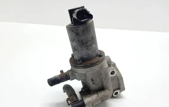 KIA Rio EGR valve 284102A320