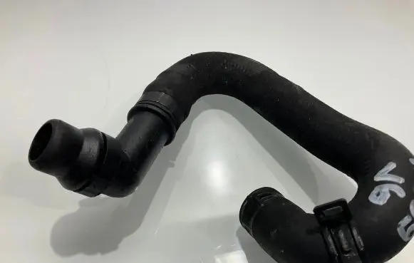Mercedes-Benz CLK A209 C209 Engine coolant pipe/hose