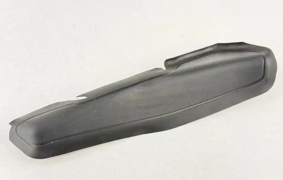 BMW i4 Rear/tail light trim molding 8739614 21259510