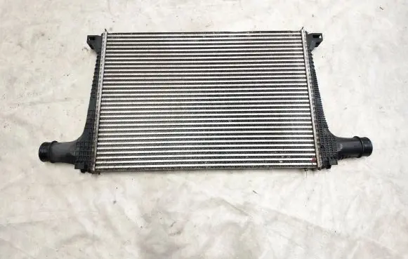 Audi Q7 4M Intercooler radiator 4M0145805G GD052004